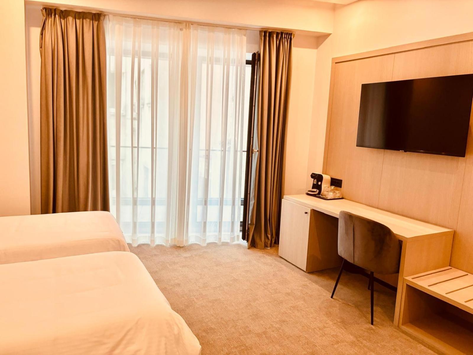 Cm111Apparthotel Bukareszt Zewnętrze zdjęcie