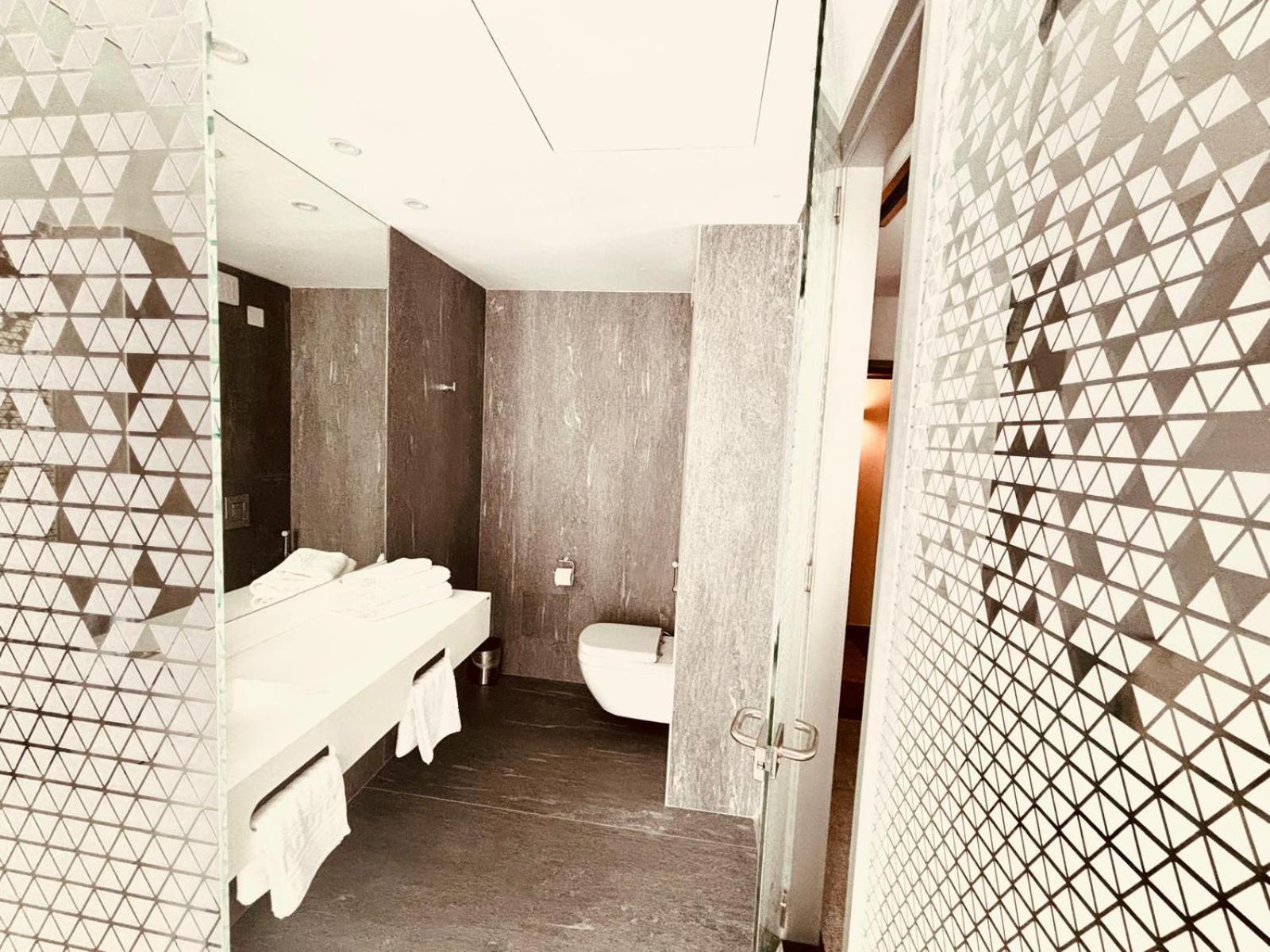 Cm111Apparthotel Bukareszt Zewnętrze zdjęcie