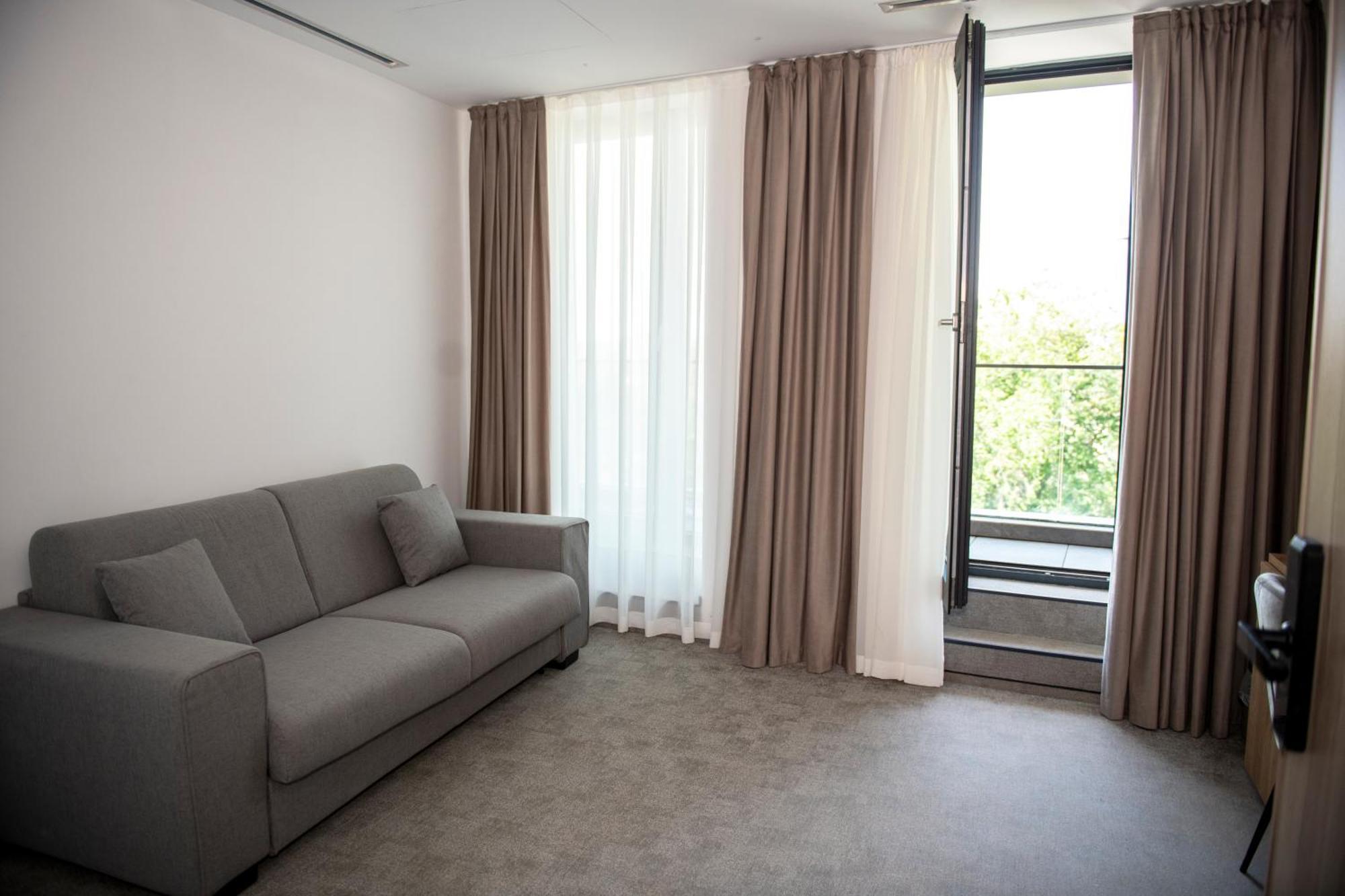 Cm111Apparthotel Bukareszt Zewnętrze zdjęcie